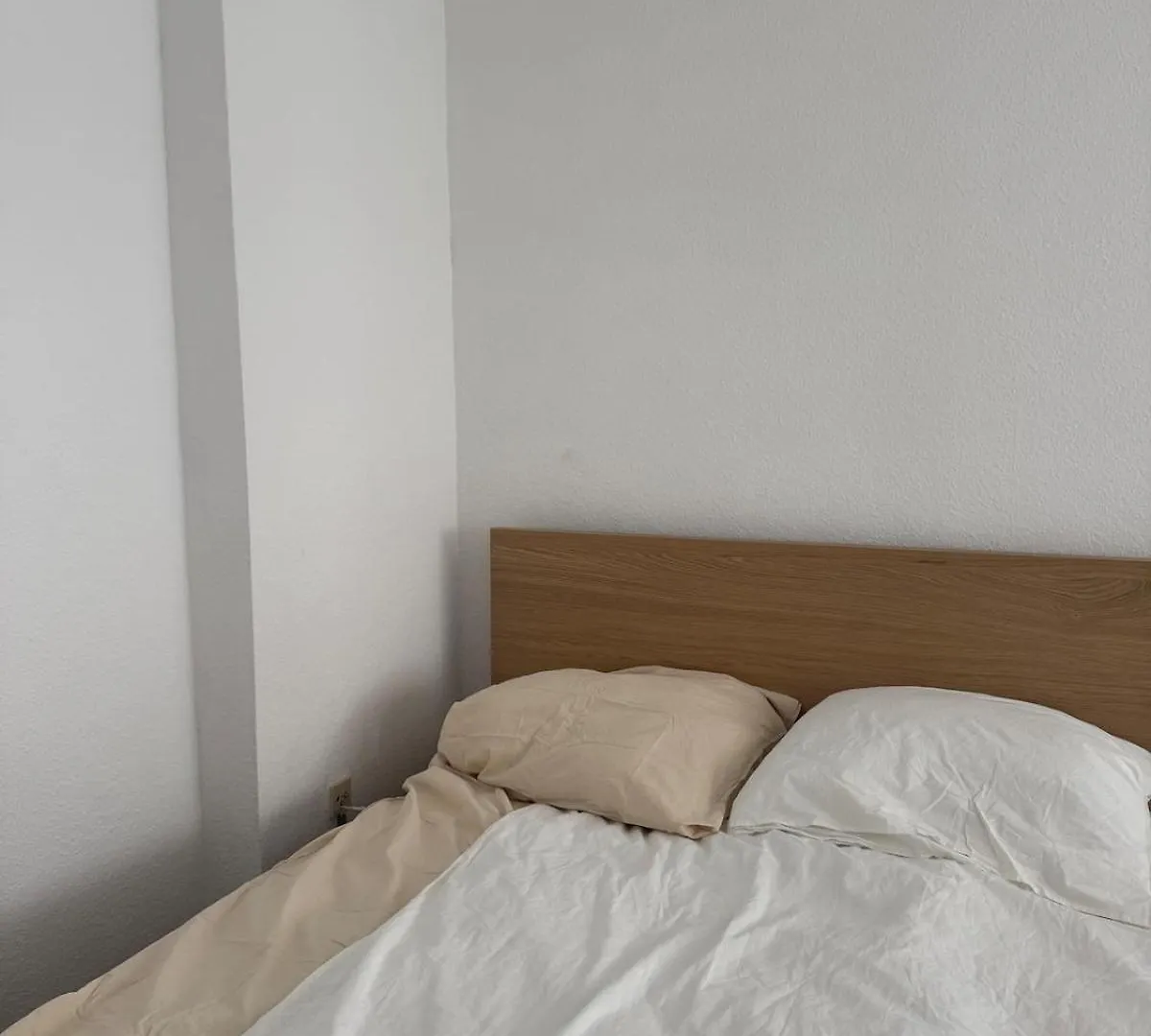קלן Modern Centrally Located Apartment